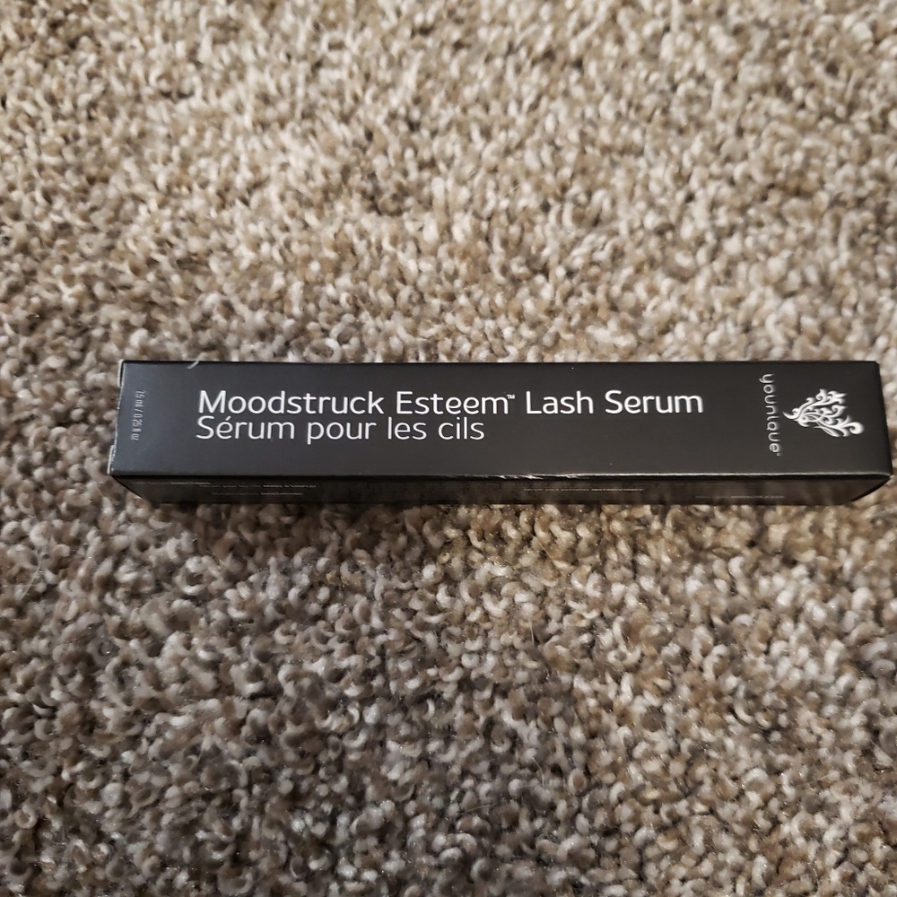 Younique lash serum
